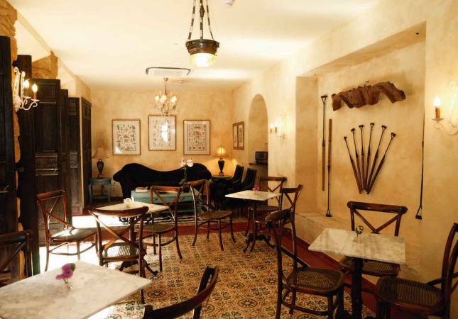 El mejor precio para Hotel Rural La Casona de Calderón. El entorno más romántico con nuestro Spa y Masaje en Sevilla